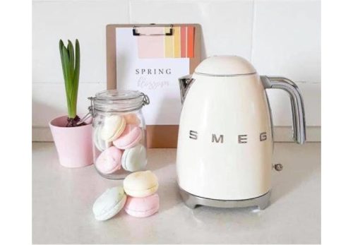 Ấm đun nước Hafele Smeg KLF03CREU 535.43.675 màu kem