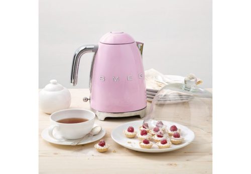 Ấm đun nước Hafele Smeg KLF03PKEU 535.43.676 màu hồng